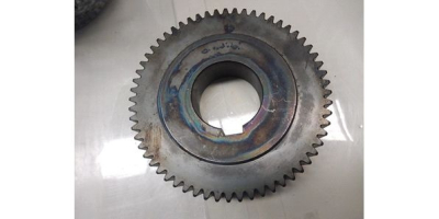 Шестерня ведущая