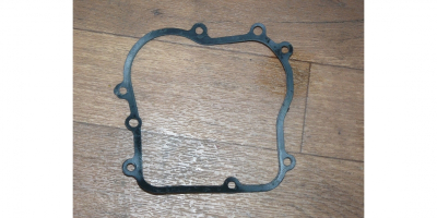 Уплотнение боковой крышки