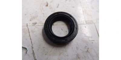 Сальник D28xd18x5