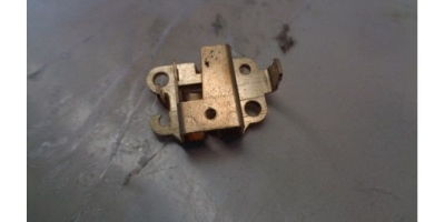 Щеткодержатель нижний