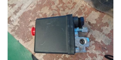 Реле давления 6-8bar 4 hole 1/4