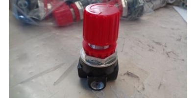 Регулятор 1/4