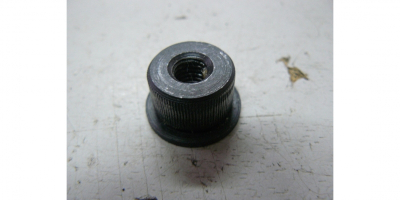 Втулка D20 M8 h13