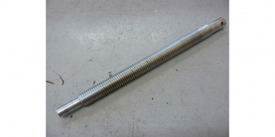 Вал резьбовой