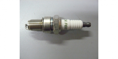 Свеча зажигания F6RTC
